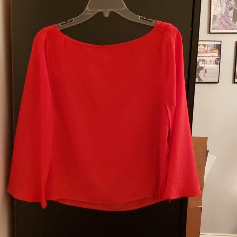 NY&CO Flowy Cape Top